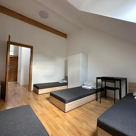 Corgi Quarto em Acomodações Particulares Gdańsk